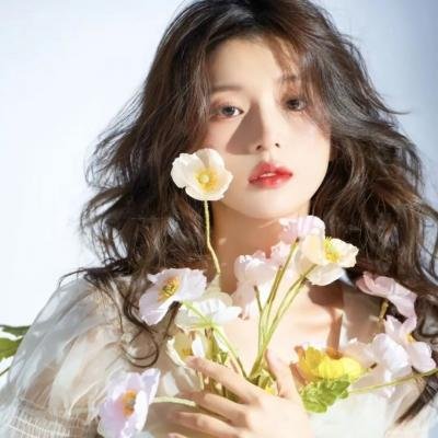 幕后女英雄